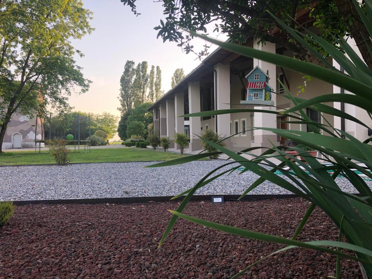 Asola B&B Cascina Sagrestia المظهر الخارجي الصورة
