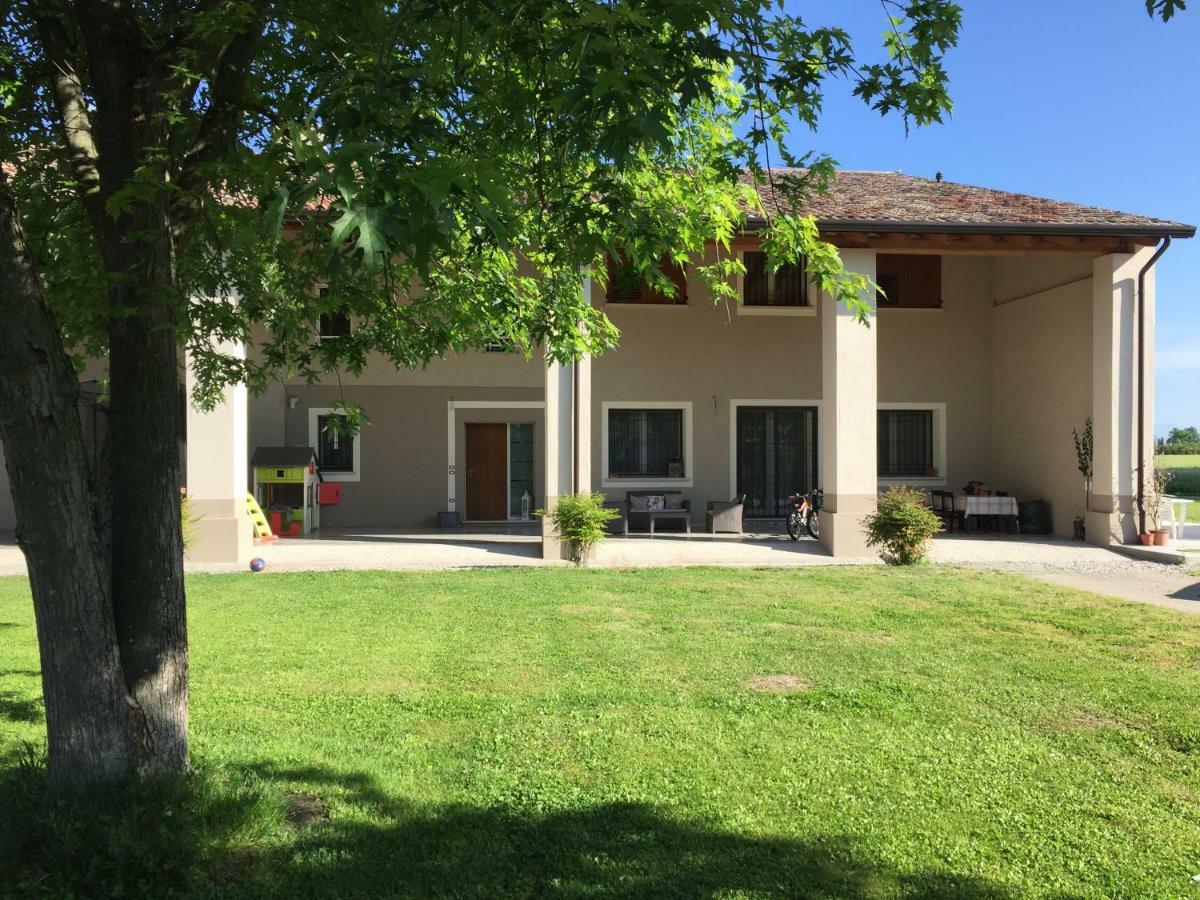 Asola B&B Cascina Sagrestia المظهر الخارجي الصورة