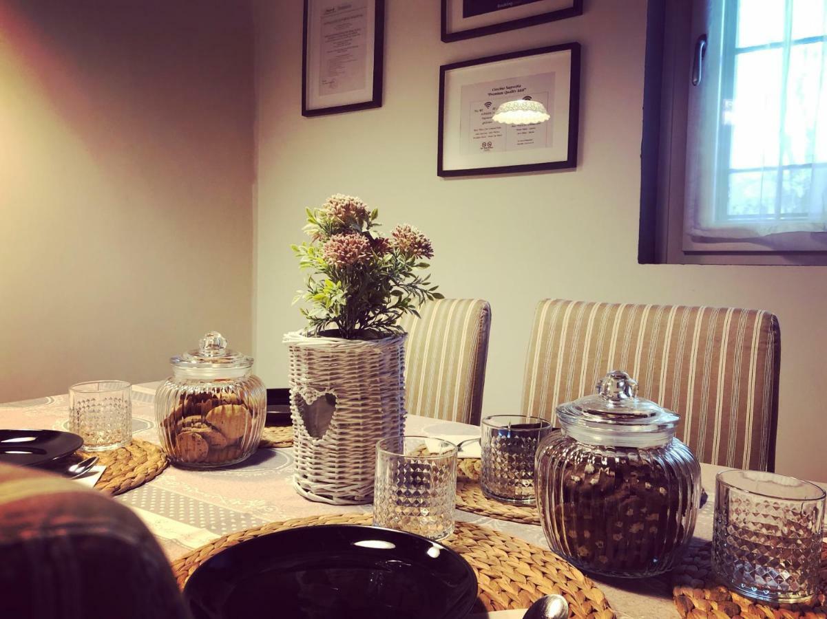 Asola B&B Cascina Sagrestia المظهر الخارجي الصورة