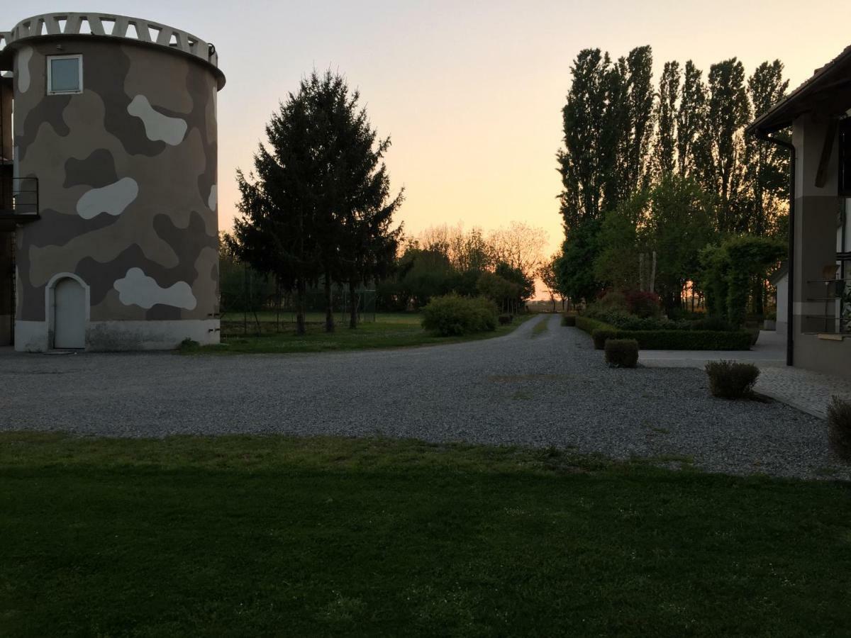 Asola B&B Cascina Sagrestia المظهر الخارجي الصورة
