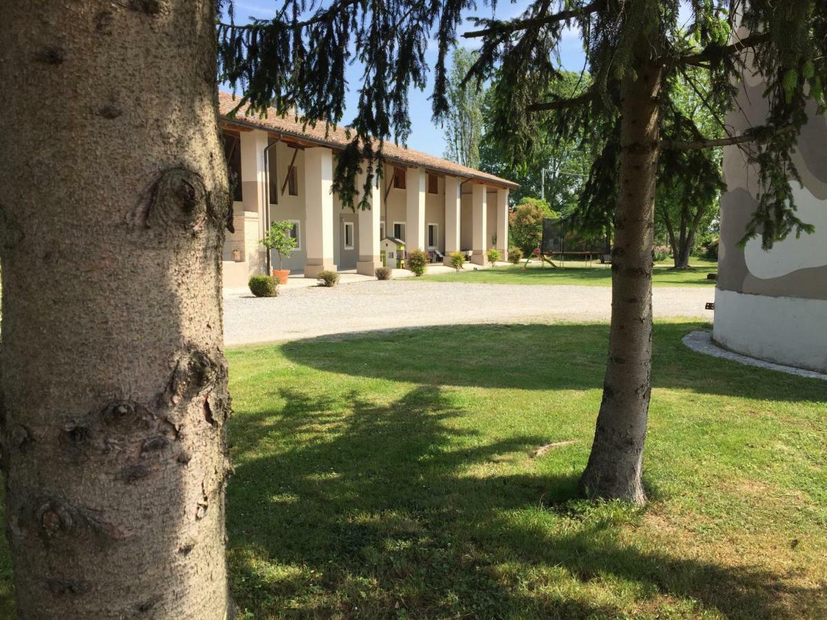 Asola B&B Cascina Sagrestia المظهر الخارجي الصورة